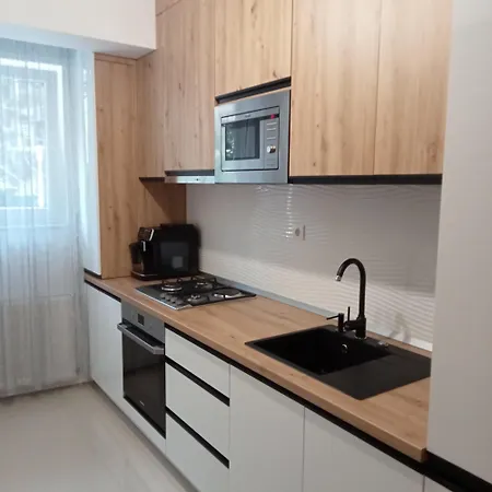 Elegant Suite - Titan Park-3